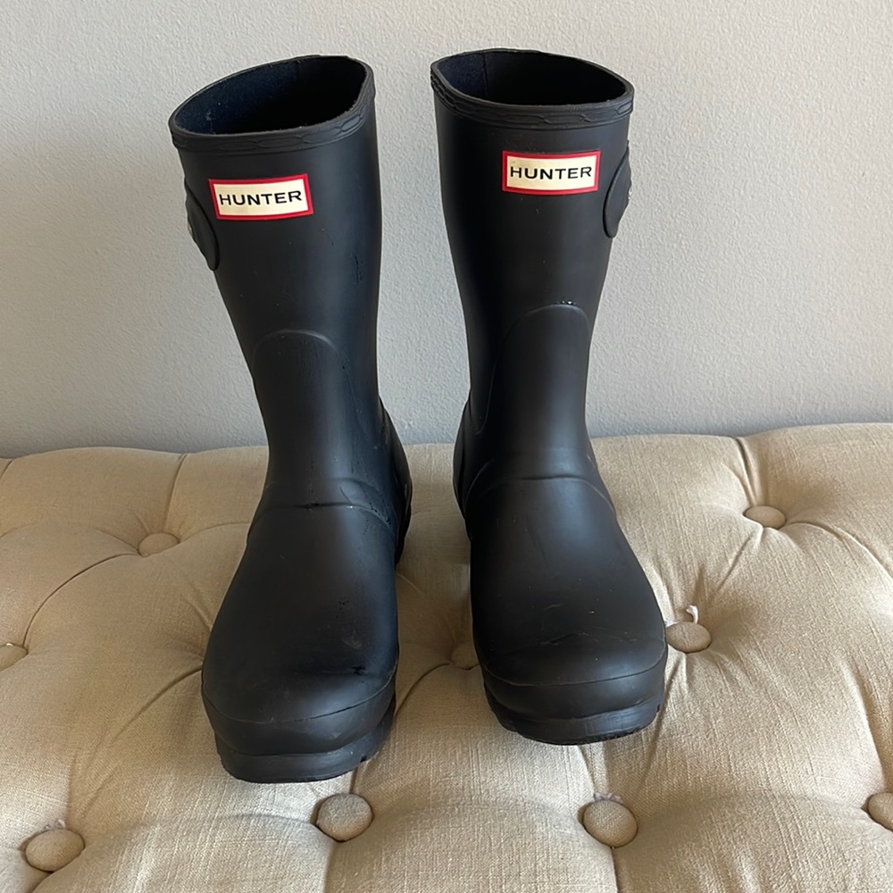 Hunter Women's Black Rain Boots